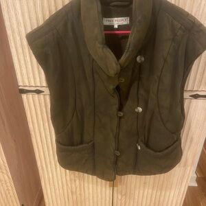 💚 FREE PEOPLE Dark Olive Puffer Vest